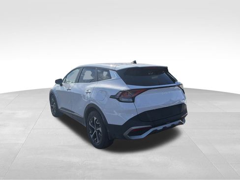 Certified 2023 Kia Sportage EX image 7