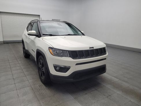Used 2021 Jeep Compass Latitude FWD image 13