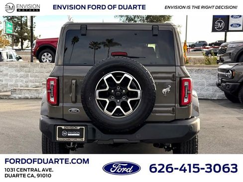 New 2025 Ford Bronco Outer Banks image 6