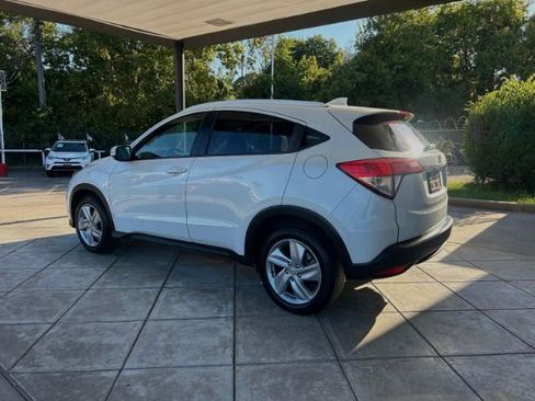 Used 2020 Honda HR-V EX image 2