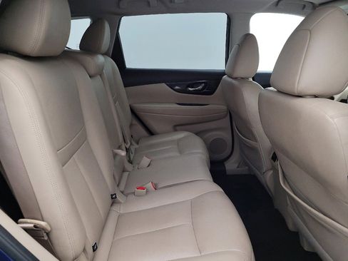 Used 2018 Nissan Rogue SL w/ Premium Package FWD image 19