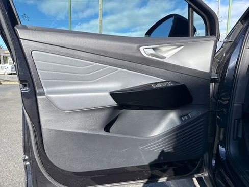 Used 2023 Volkswagen ID.4 Pro S image 22