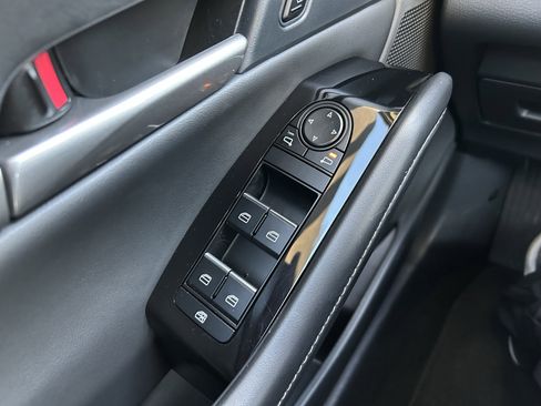 Certified 2025 MAZDA CX-30 AWD 2.5 S w/ Select Sport Pkg image 21