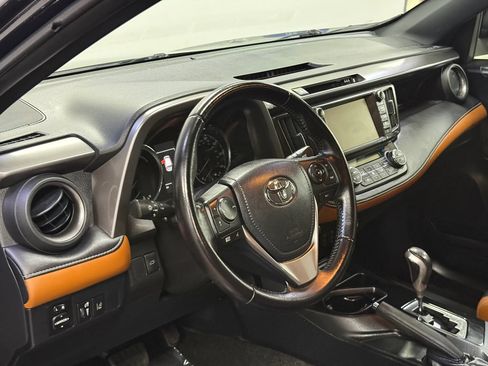 Used 2017 Toyota RAV4 SE w/ Advanced Technology Package AWD/4WD image 9