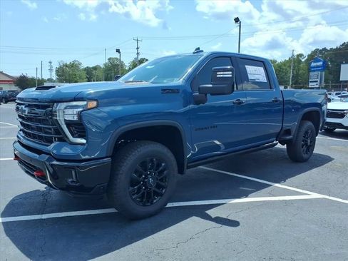 New 2026 Chevrolet Silverado 2500 LTZ w/ Trail Boss Package AWD/4WD image 8