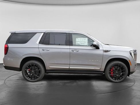 New 2026 GMC Yukon Denali w/ Sun & Power Step Package AWD/4WD image 24