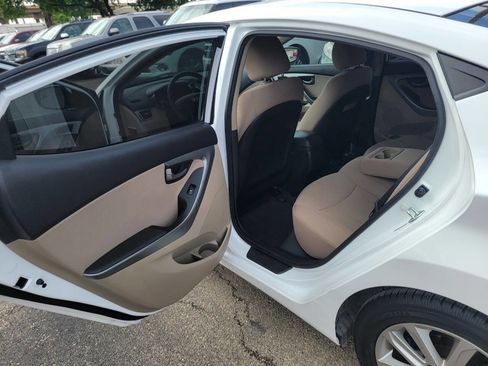 Used 2016 Hyundai Elantra SE w/ Option Group 02 image 22