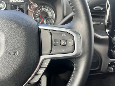 Used 2024 RAM 2500 Big Horn w/ Sport Appearance Package image 18