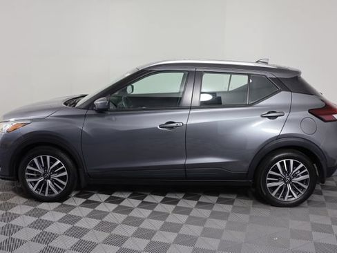 Used 2024 Nissan Kicks SV FWD image 5