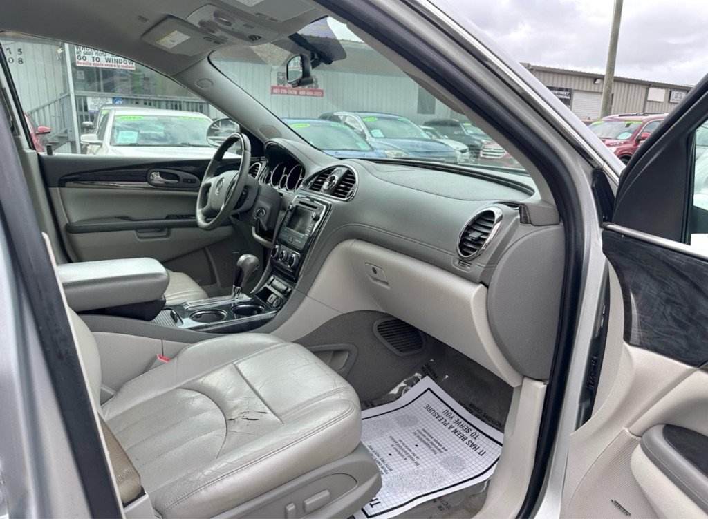 Used 2016 Buick Enclave Leather FWD image 33