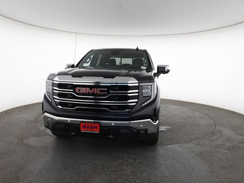 Used 2024 GMC Sierra 1500 SLT w/ SLT Premium Plus Package AWD/4WD image 4