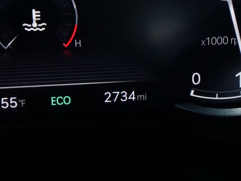 Certified 2026 Genesis G70 2.5T image 6