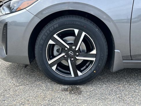 Certified 2024 Nissan Sentra SV w/ All-Weather Package FWD image 9