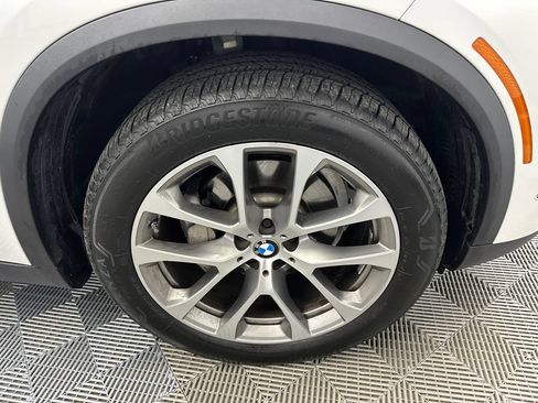Used 2022 BMW X5 sDrive40i w/ Premium Package RWD image 14