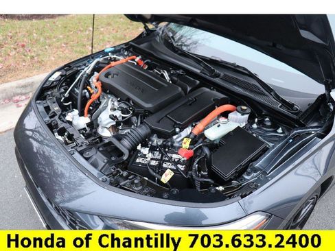 Certified 2025 Honda Civic Sport image 30