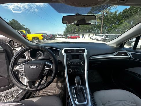 Used 2016 Ford Fusion S FWD image 23