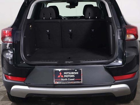 Used 2023 Chevrolet TrailBlazer LT AWD/4WD image 18