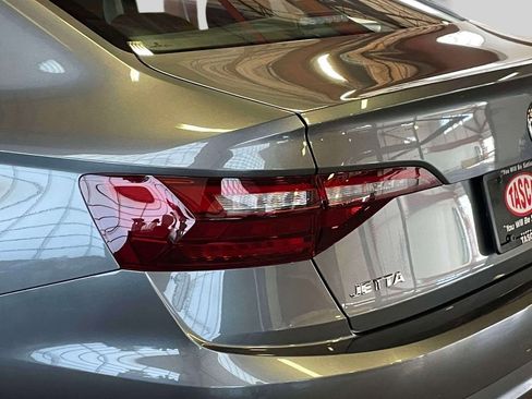 Used 2021 Volkswagen Jetta S w/ Driver Assistance Package image 11