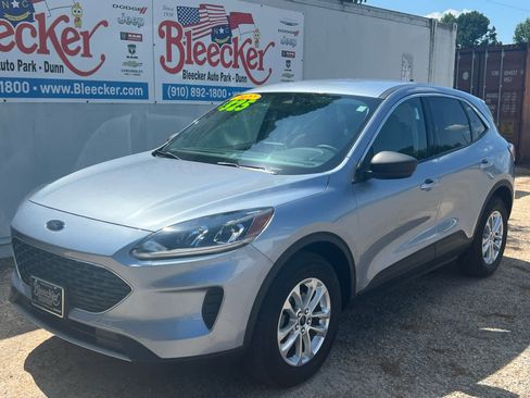 Used 2022 Ford Escape SE w/ Convenience Package image 6