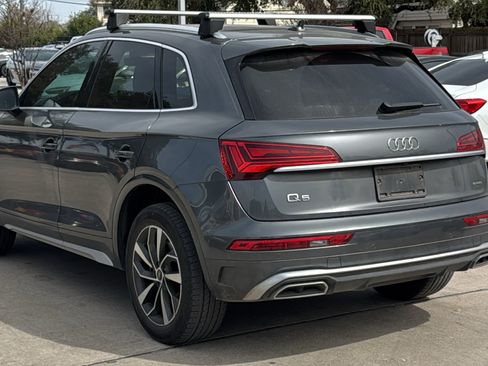 Used 2023 Audi Q5 2.0T Premium w/ Convenience Package image 5