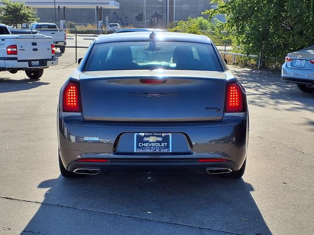 Used 2023 Chrysler 300 S RWD image 5