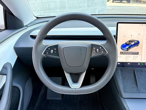 Used 2025 Tesla Model 3 RWD image 16
