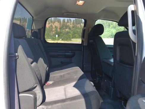 Used 2014 GMC Sierra 2500 SLE AWD/4WD image 27