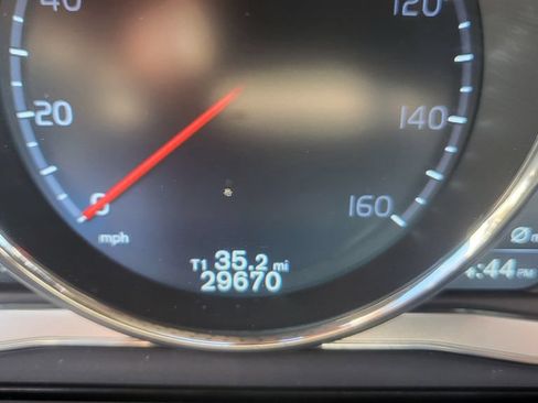 Used 2015 Volvo XC60 T5 Premier w/ Protection Package FWD image 31