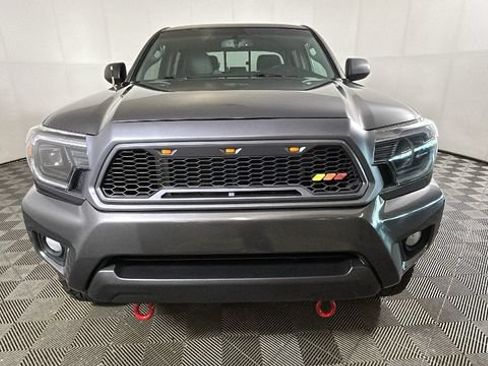 Used 2013 Toyota Tacoma PreRunner w/ TRD Off-Road Pkg RWD image 7