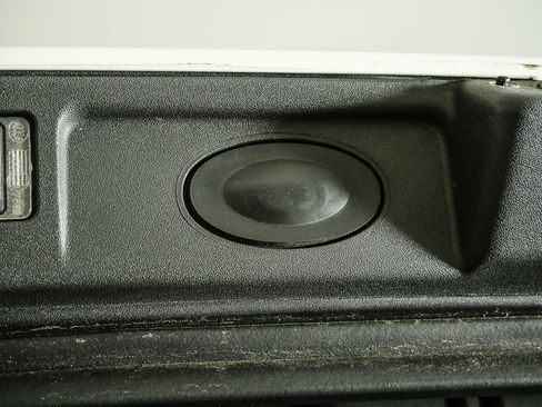 Used 2024 Rivian R1S Adventure image 34