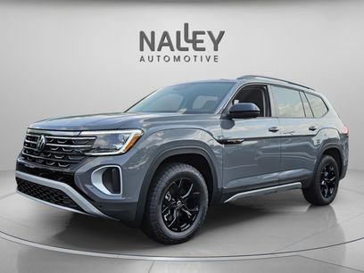 New 2025 Volkswagen Atlas Peak Edition SE