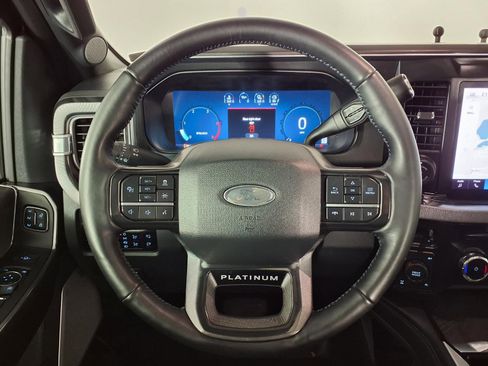 Used 2025 Ford F250 Platinum AWD/4WD image 29