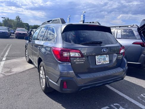 Used 2019 Subaru Outback 2.5i Premium AWD/4WD image 3