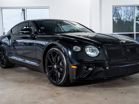 Used 2020 Bentley Continental GT image 4