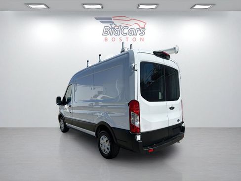 Used 2023 Ford E-Transit Medium Roof RWD image 6