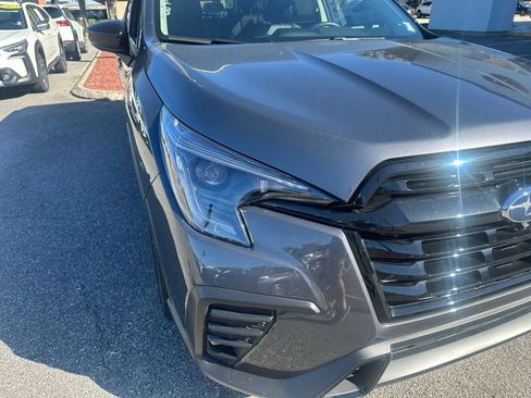 Used 2025 Subaru Ascent Bronze Edition image 14