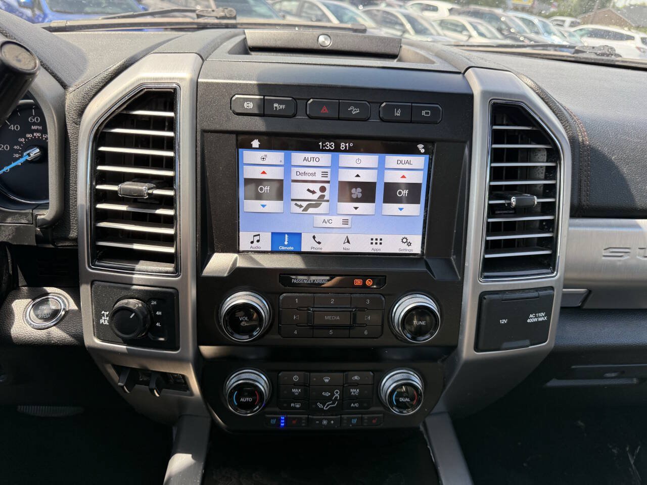 Used 2019 Ford F250 Platinum w/ Platinum Ultimate Package AWD/4WD image 23