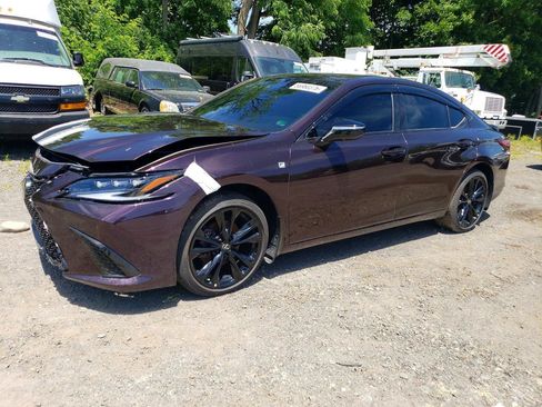 Used 2025 Lexus ES 300h F Sport w/ Technology Package FWD image 3