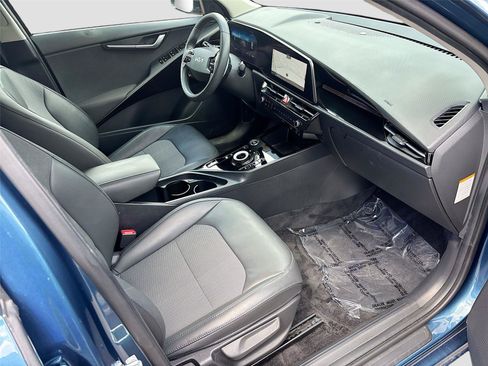 Used 2023 Kia Niro Wind FWD image 28