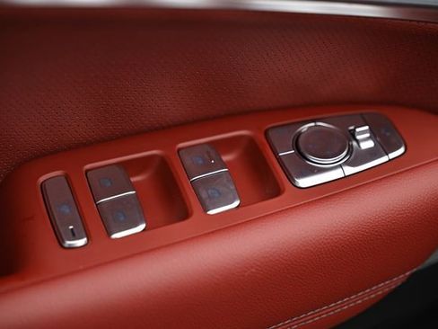 New 2025 Genesis G70 2.5T w/ Sport Prestige Package image 21