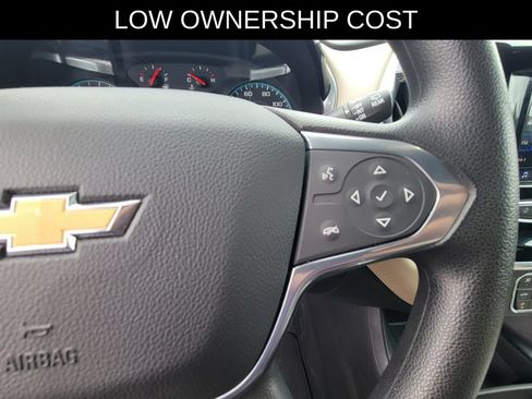 Used 2022 Chevrolet Traverse LS FWD image 22