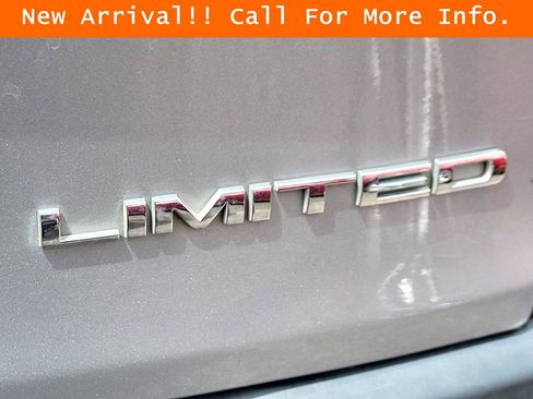 Used 2016 Jeep Cherokee Limited AWD/4WD image 9