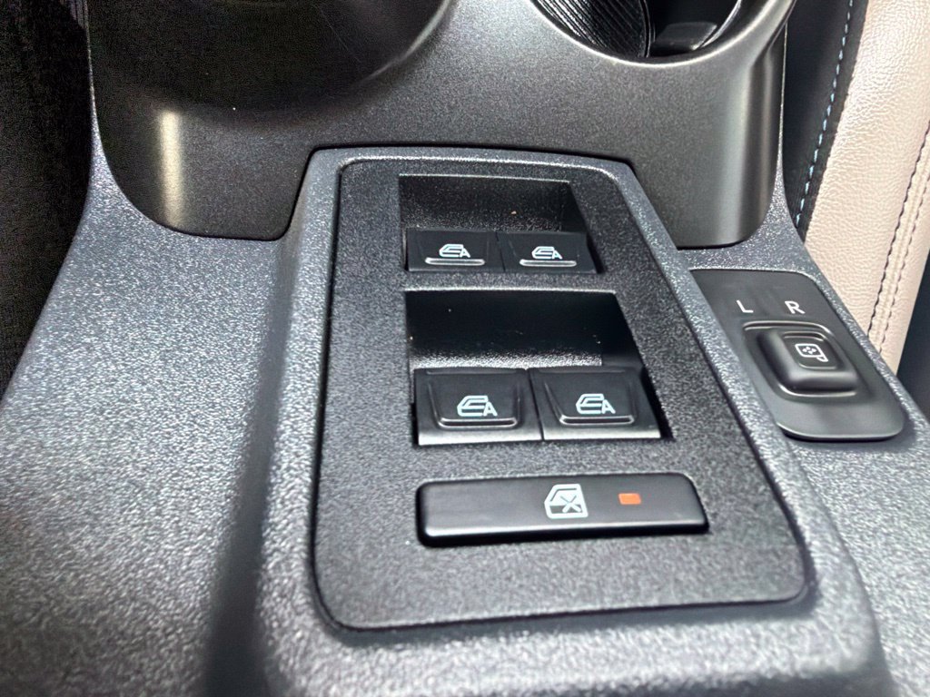 Used 2023 Ford Bronco 4-Door AWD/4WD image 19