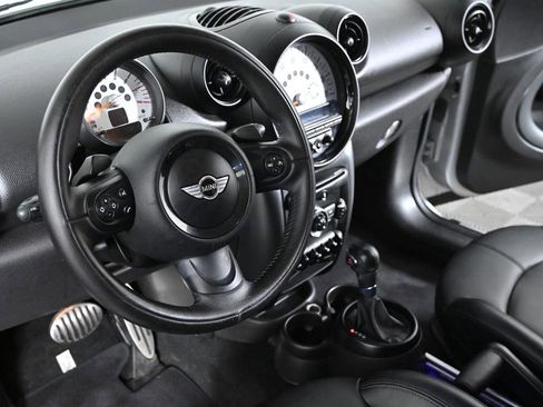 Used 2014 MINI Cooper Countryman S image 11