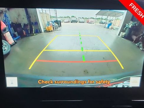 Used 2023 Toyota Corolla Cross XLE w/ Convenience Package FWD image 16