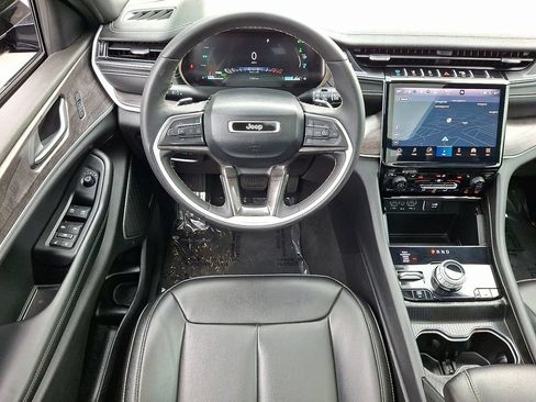 Certified 2024 Jeep Grand Cherokee Limited 4xe AWD/4WD image 12