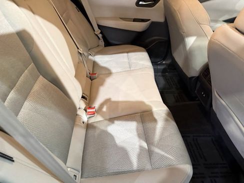 Certified 2025 Nissan Rogue SV image 31