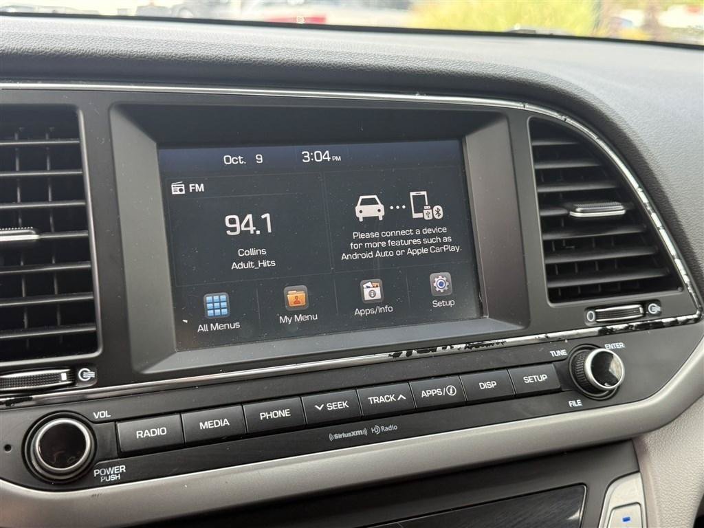 Used 2018 Hyundai Elantra SEL FWD image 16