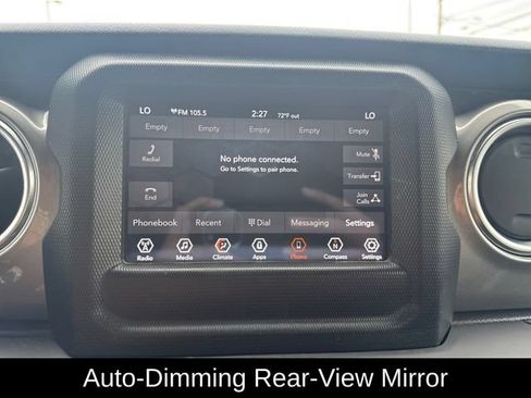 Used 2018 Jeep Wrangler Unlimited Sahara AWD/4WD image 23