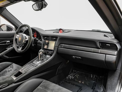 Used 2014 Porsche 911 GT3 w/ Sound Package Plus image 10